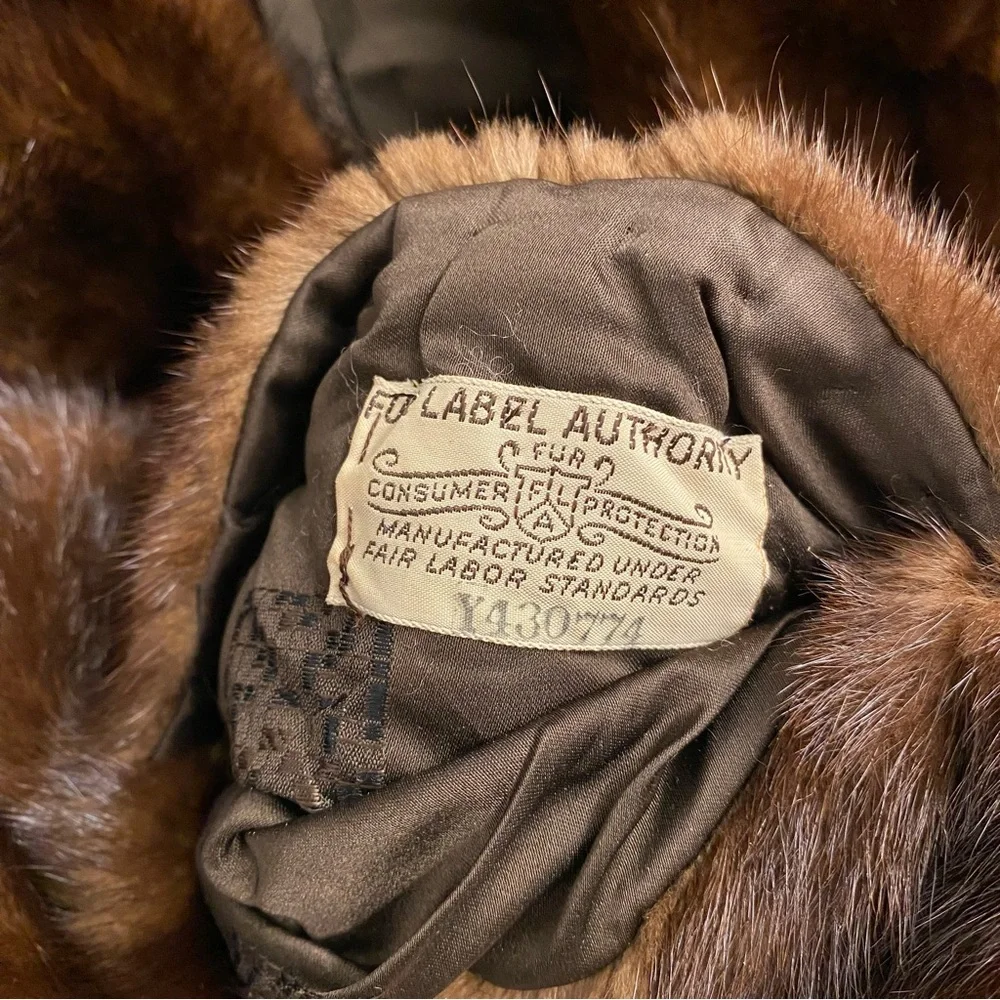 Vintage 50’s / 60’s N.L. Kaplan Brown Real Fur Shawl - Picture 12 of 13